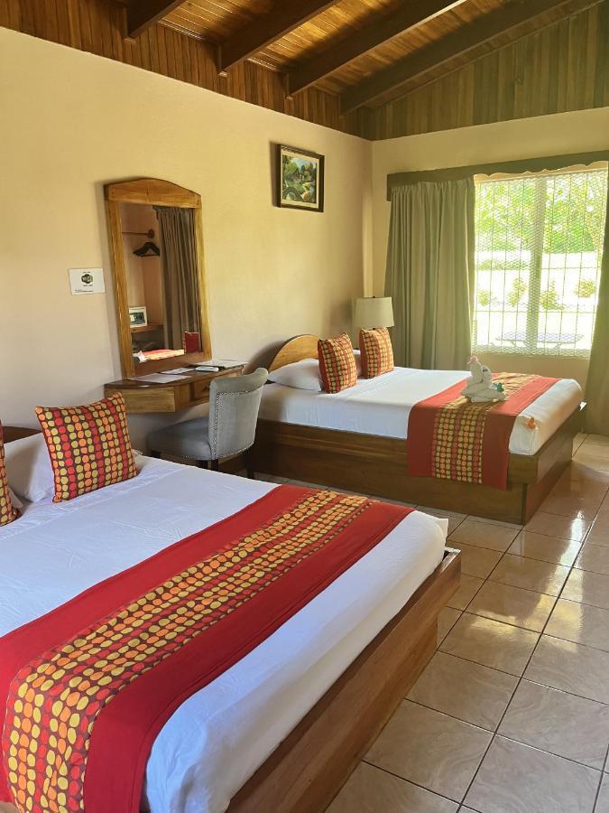 Hotel Villas Vilma La Fortuna Exteriör bild